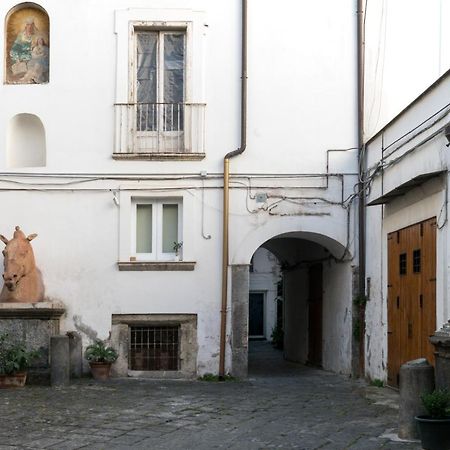Suite & Luxury Rooms Palazzo Diomede Carafa Neapel Exterior foto
