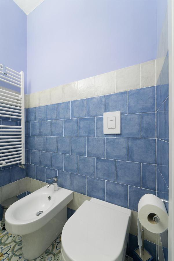 Suite & Luxury Rooms Palazzo Diomede Carafa Neapel Exterior foto