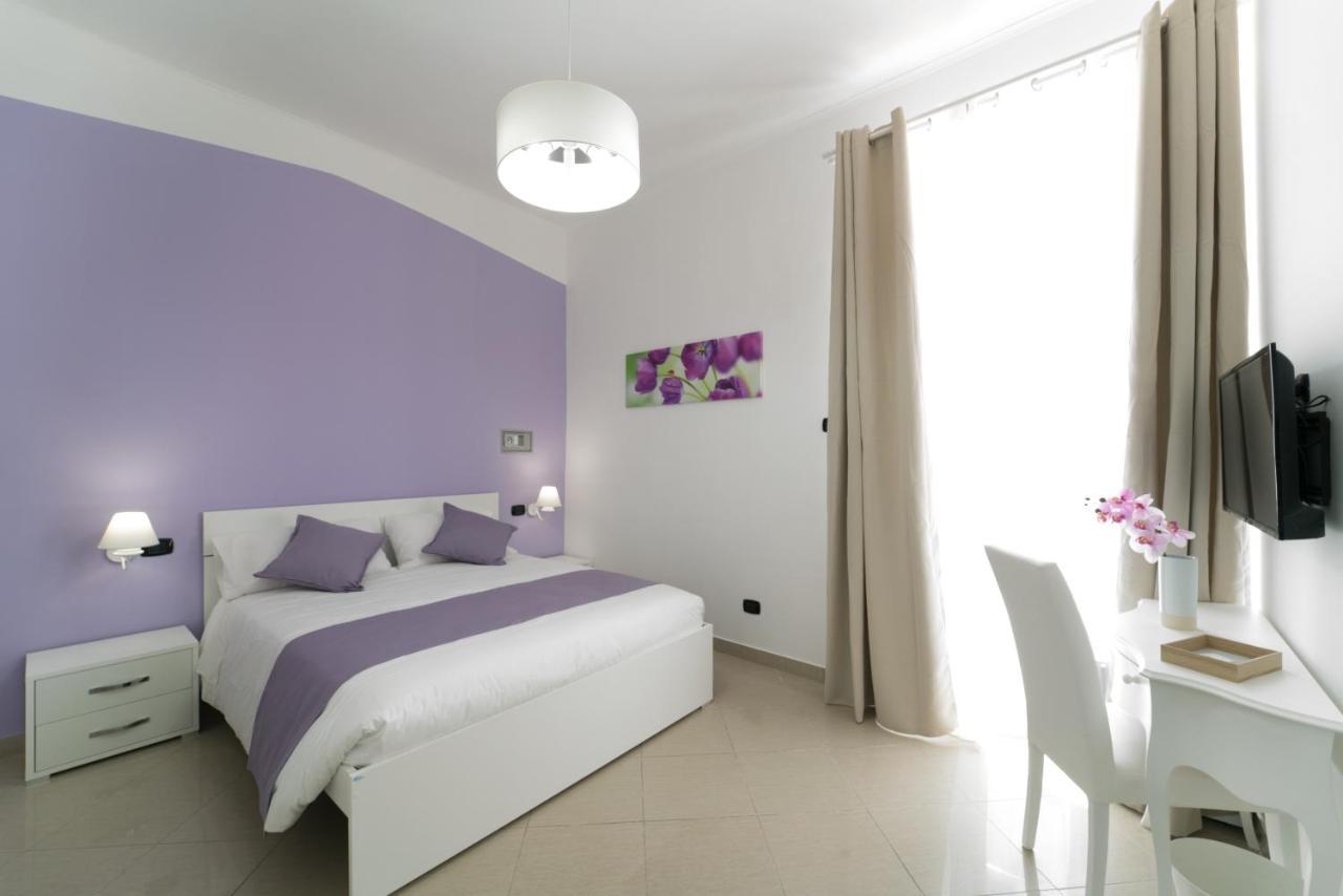 Suite & Luxury Rooms Palazzo Diomede Carafa Neapel Exterior foto