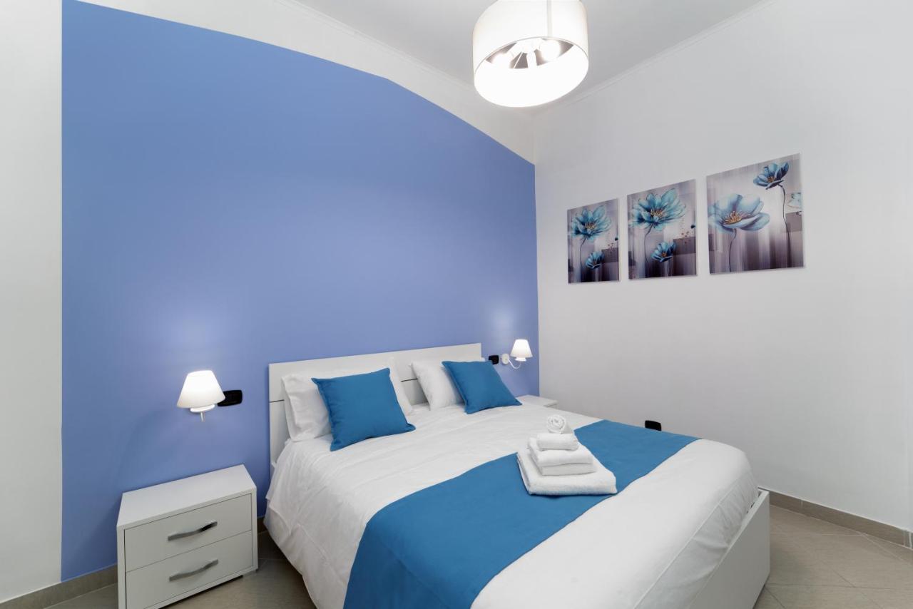 Suite & Luxury Rooms Palazzo Diomede Carafa Neapel Exterior foto