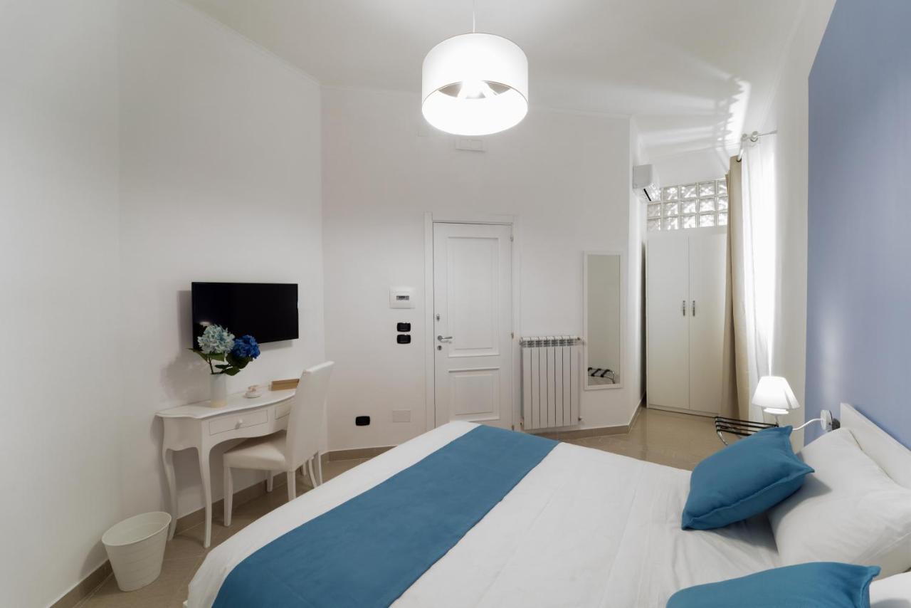 Suite & Luxury Rooms Palazzo Diomede Carafa Neapel Exterior foto