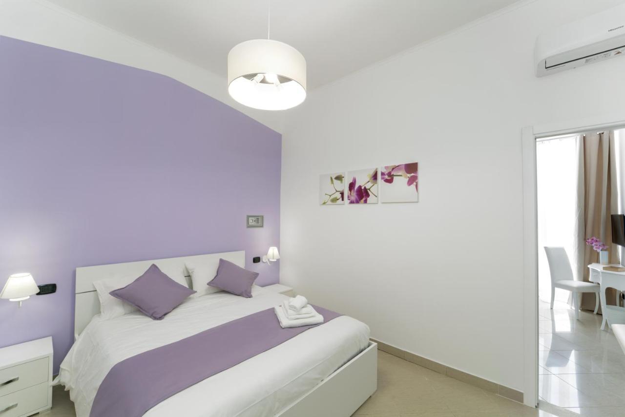 Suite & Luxury Rooms Palazzo Diomede Carafa Neapel Exterior foto